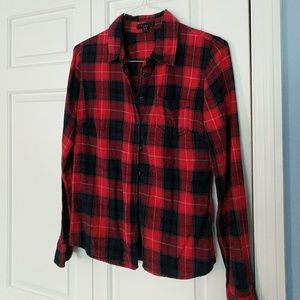 Women's plaid shirt